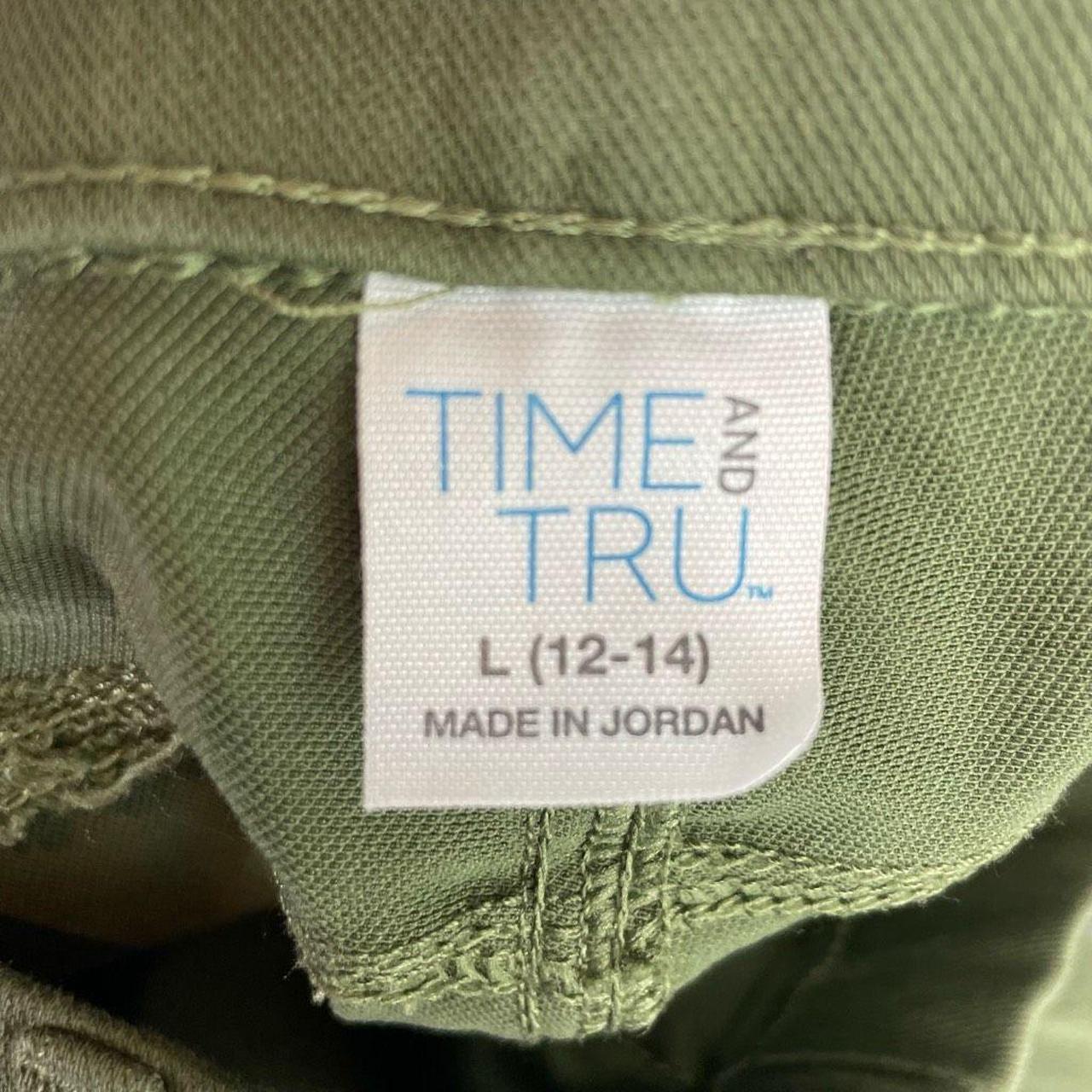 Time And Tru Green Flat Front Solid Stretchy - Depop