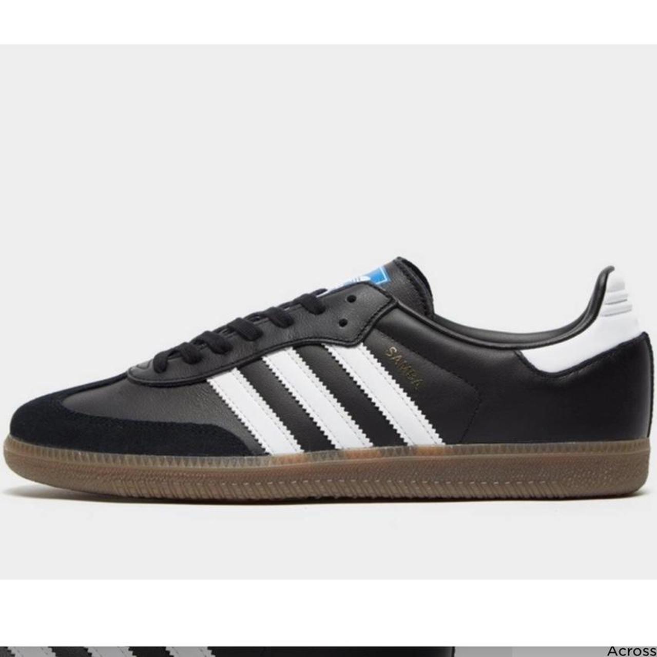 🖤Selling these black adidas sambas as I got 2 pairs... - Depop