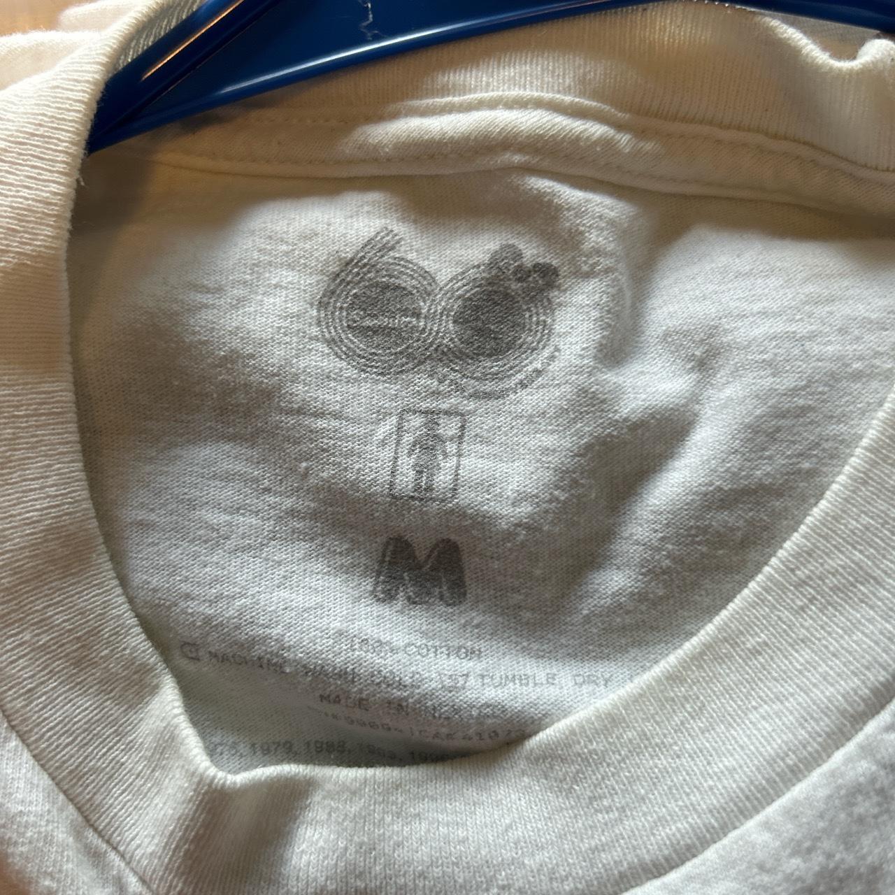 Girl skateboards x hello kitty tee Depop