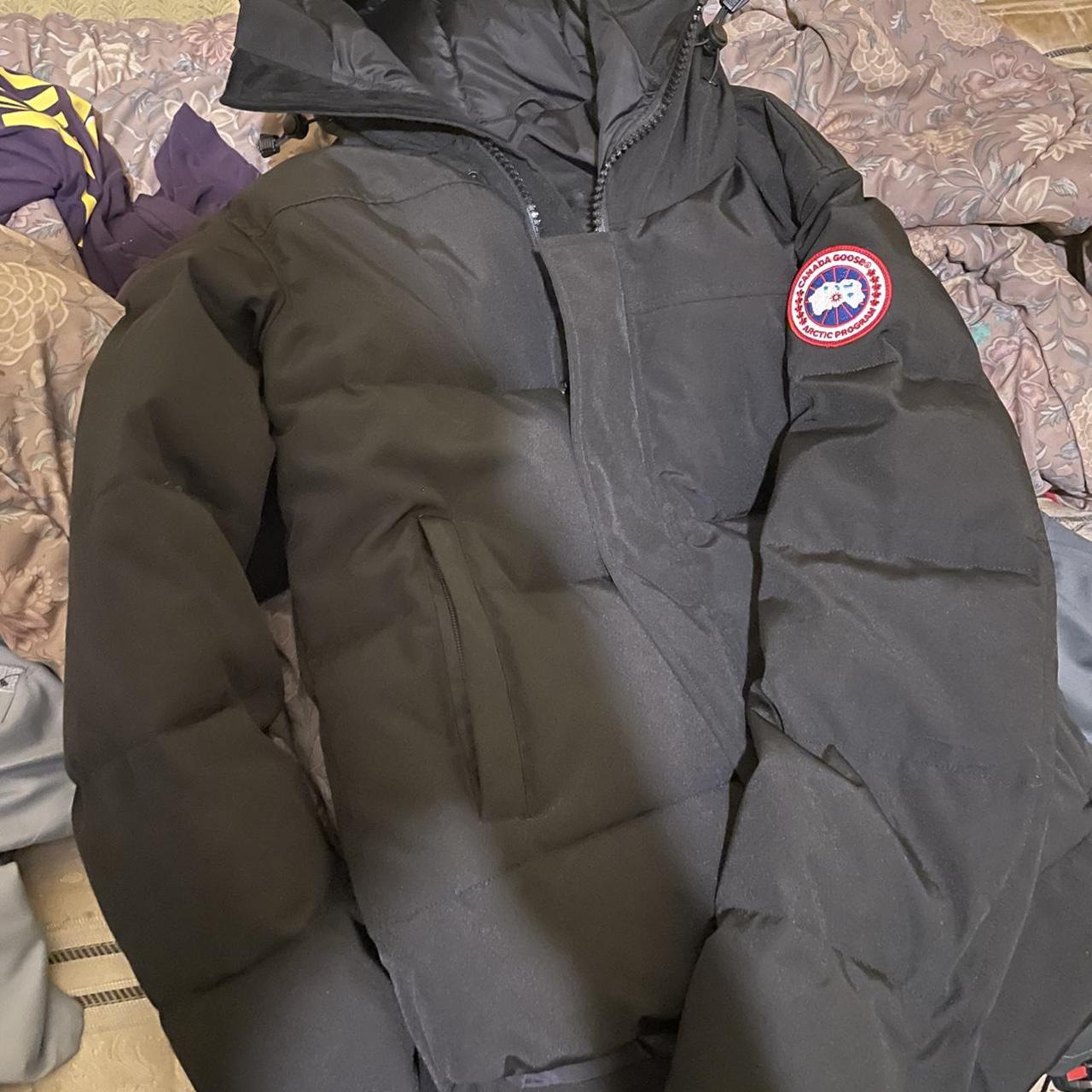 Canada Goose Men's Black and Red Coat | Depop