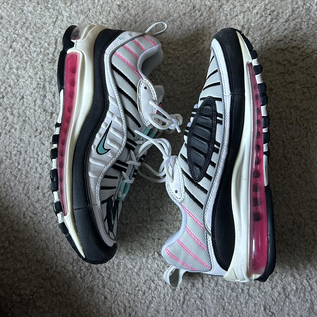 nike air max 98 women s size 9.5 discoloration