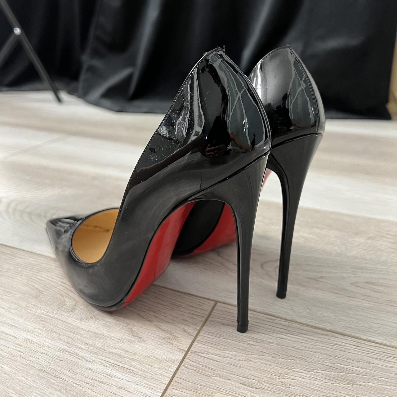 Christian Louboutin Women's Black Courts | Depop