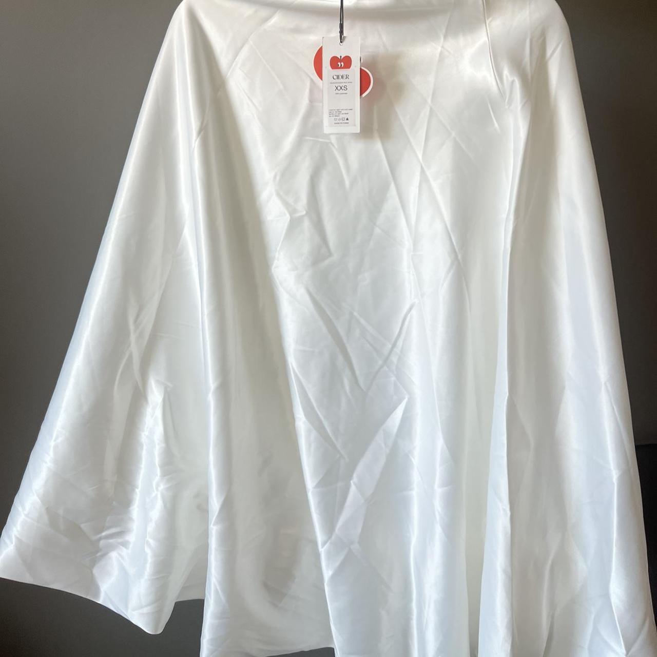 Cider Women's White Skirt Depop