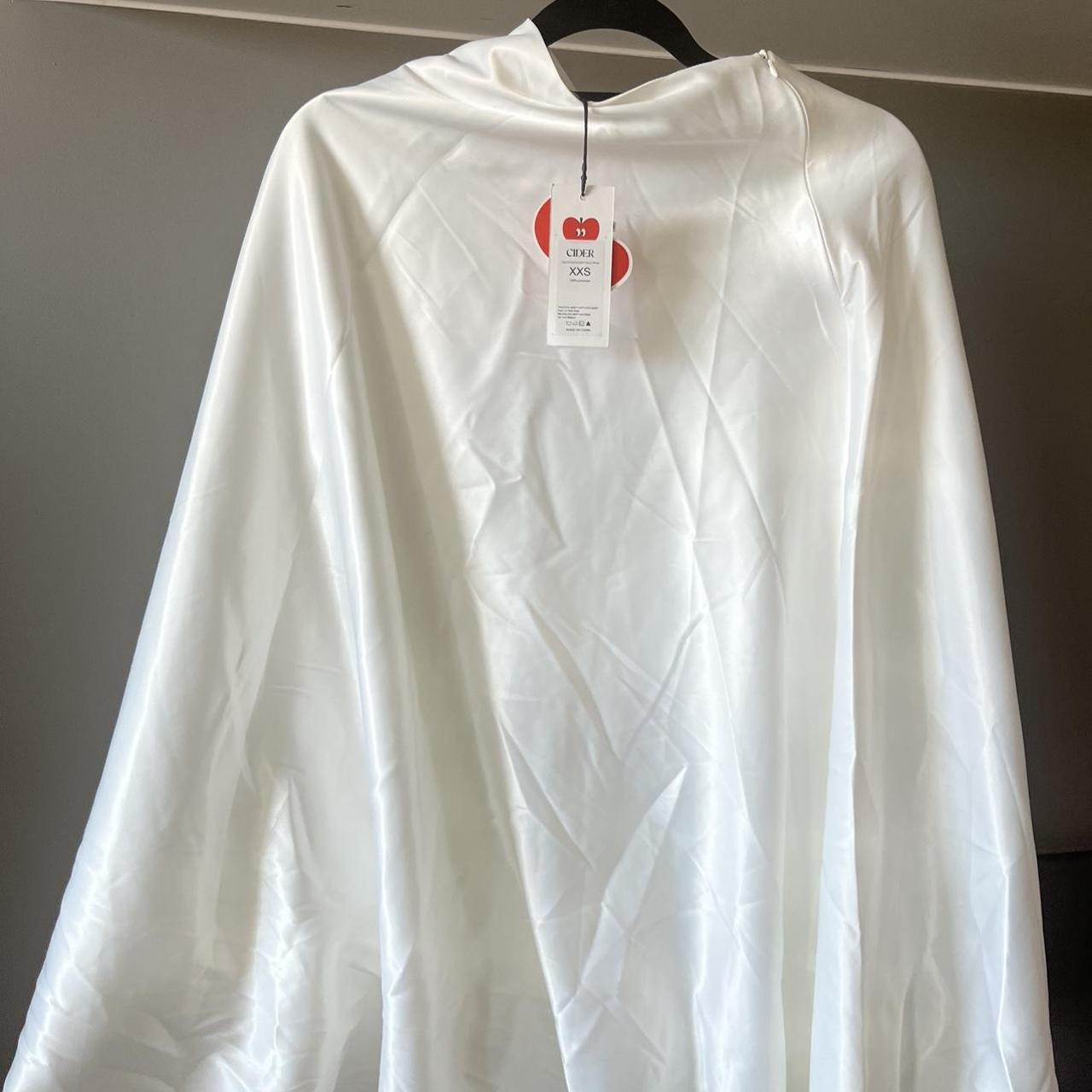 Cider Women's White Skirt Depop