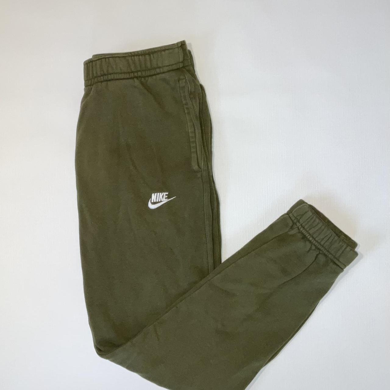 mens green nike sweatpants