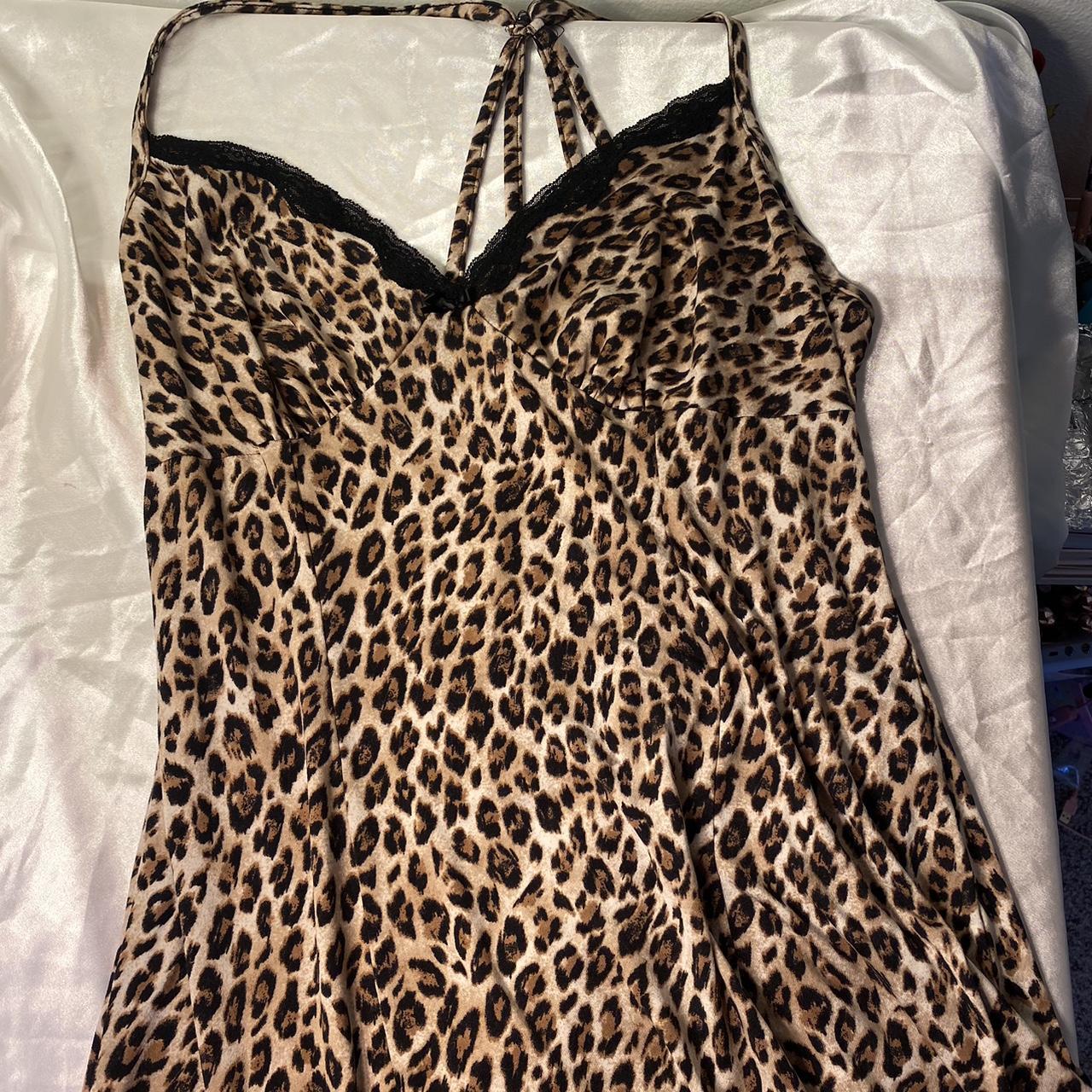 item listed by harmonys_beauty_artistry