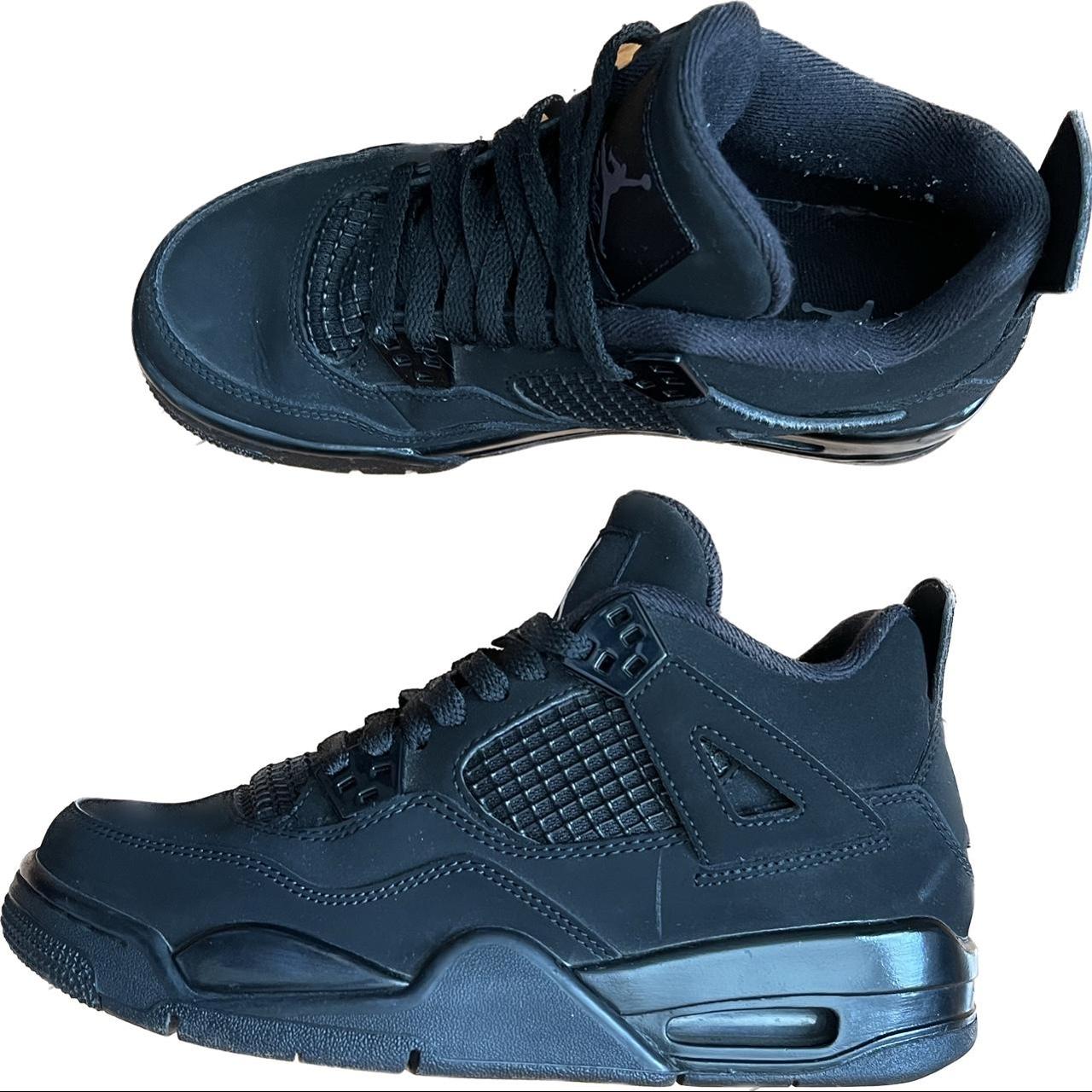 womens black jordan sneakers