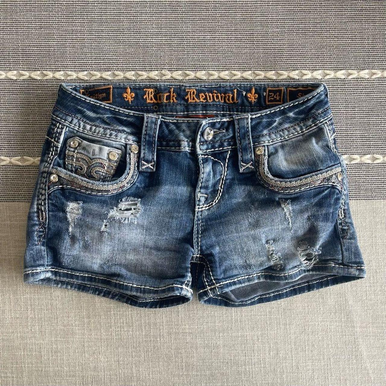 item listed by lettyaracely