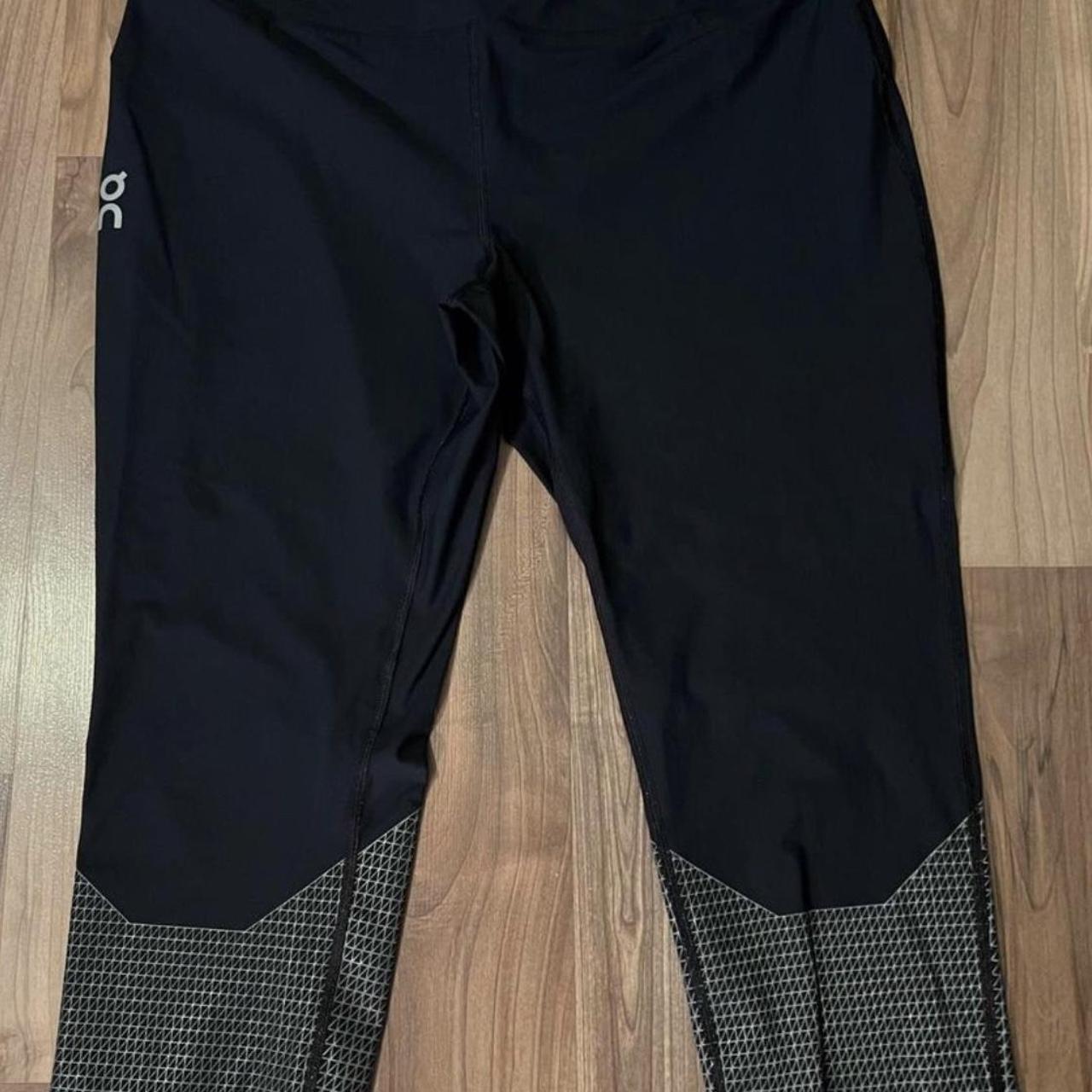 ON Running Tights Leggings Size XL Preowned On - Depop