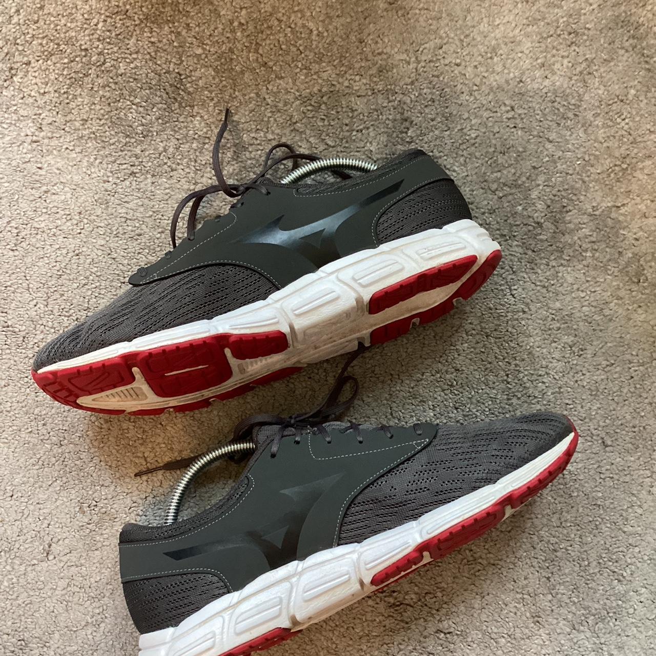 MIZUNO X10 Mens Running Trainers... Depop