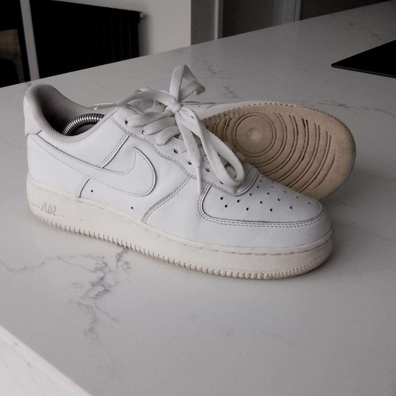 Nike Women's White Trainers | Depop