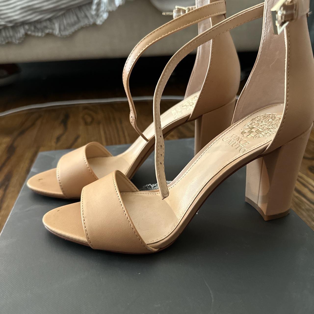 Vince Camuto Women's Tan Courts (3)