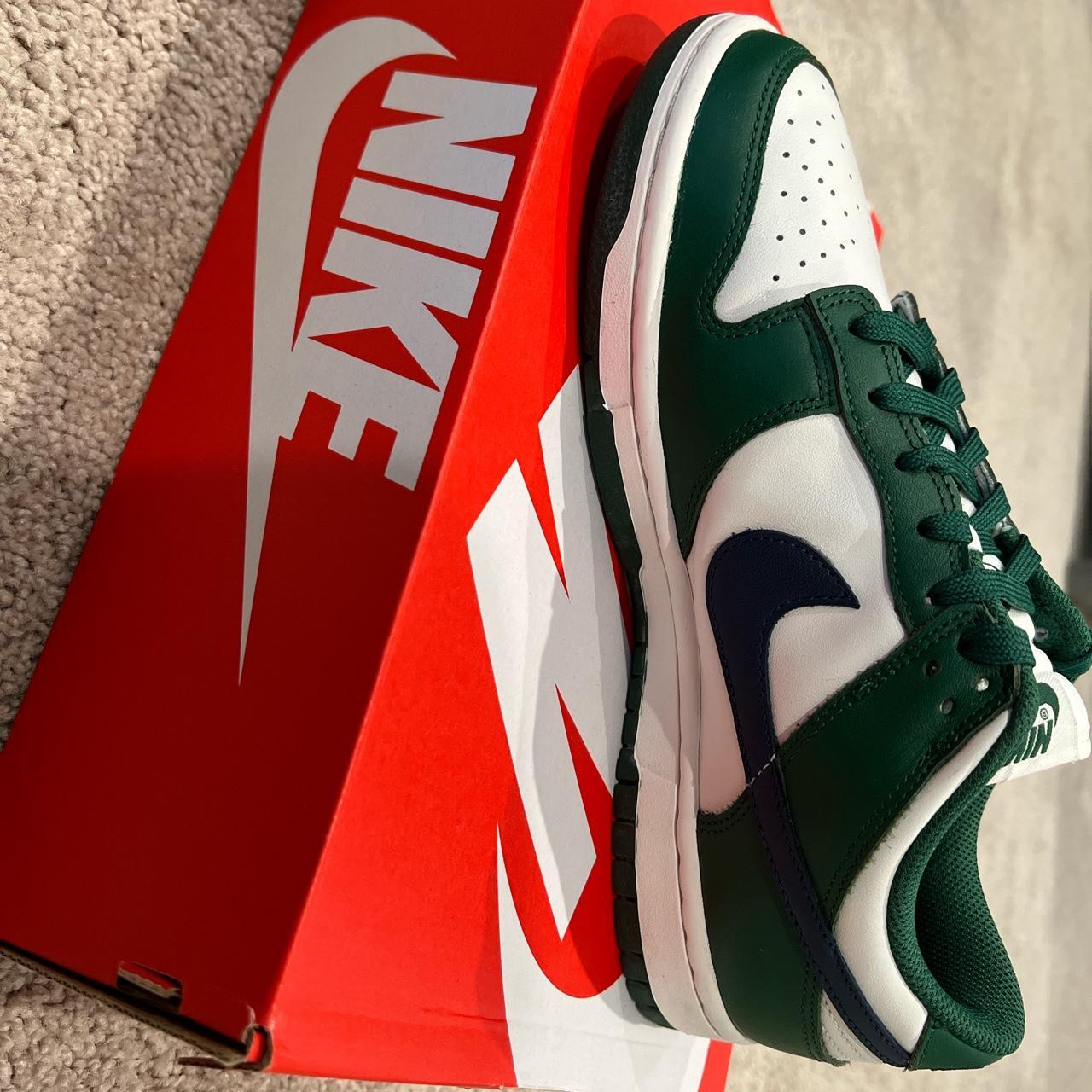 dancefloor green nike