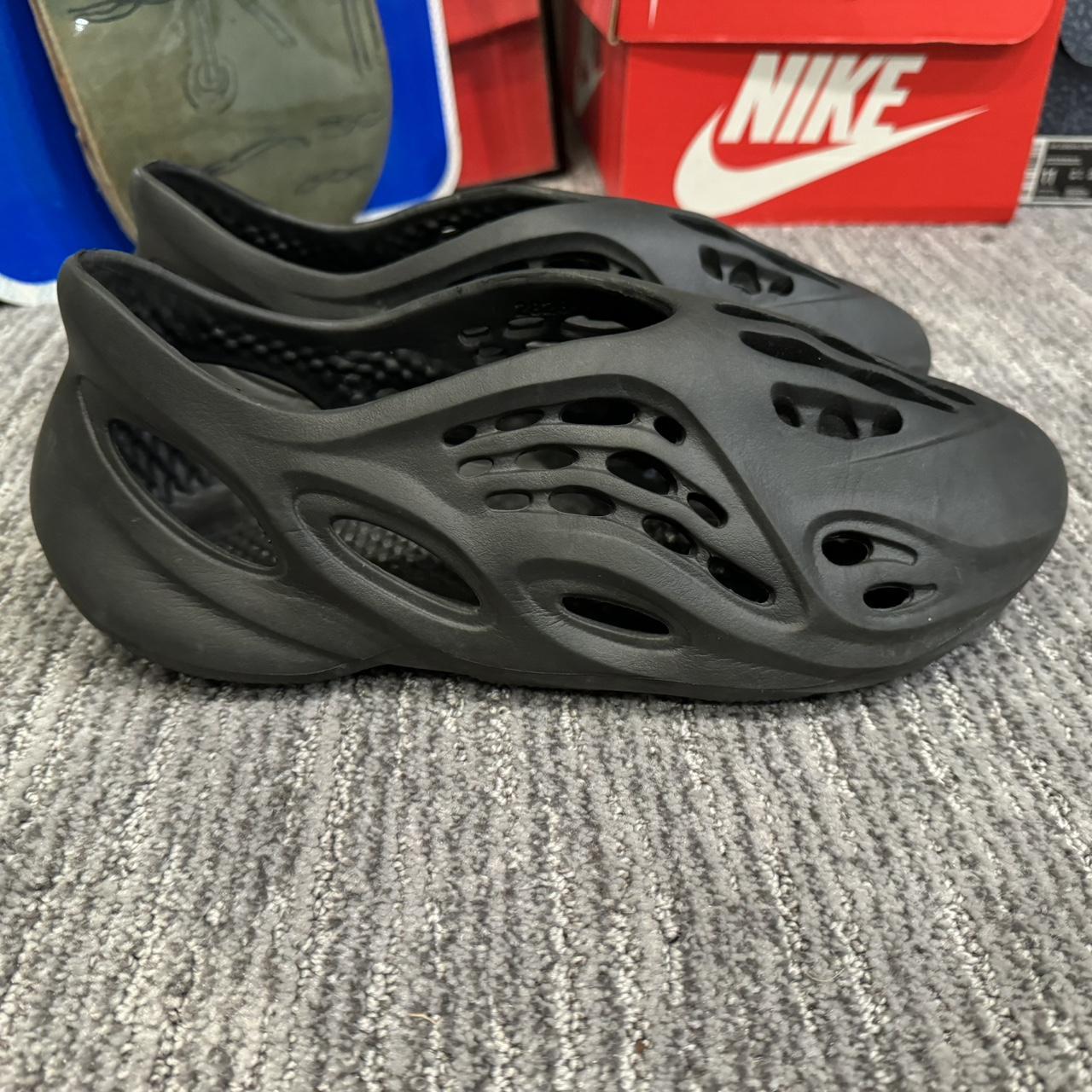 mens black slides size 11