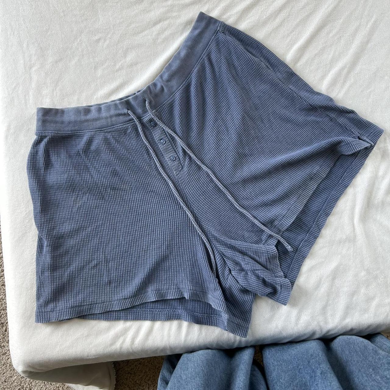 item listed by ellaperl7
