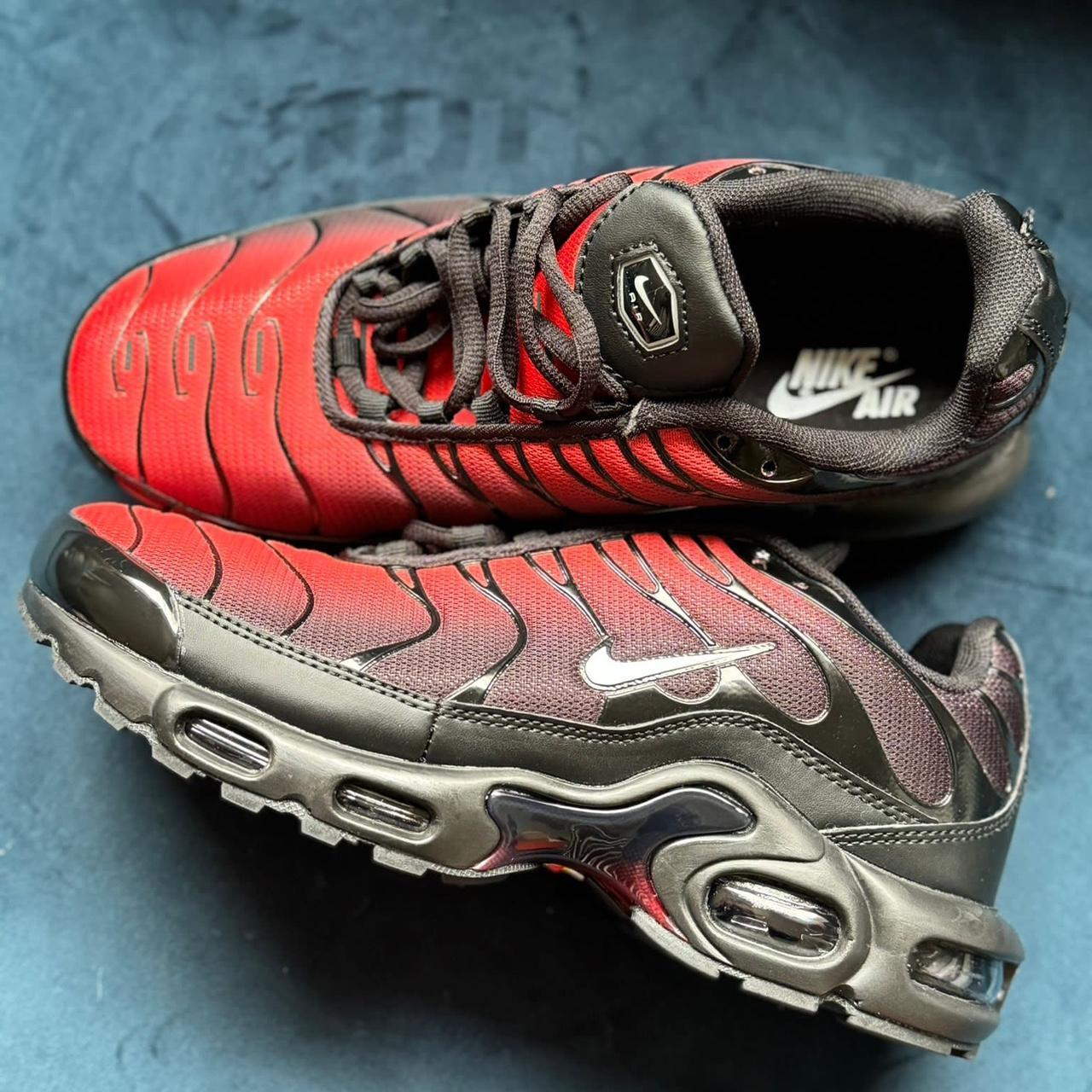 tns shoes black and red