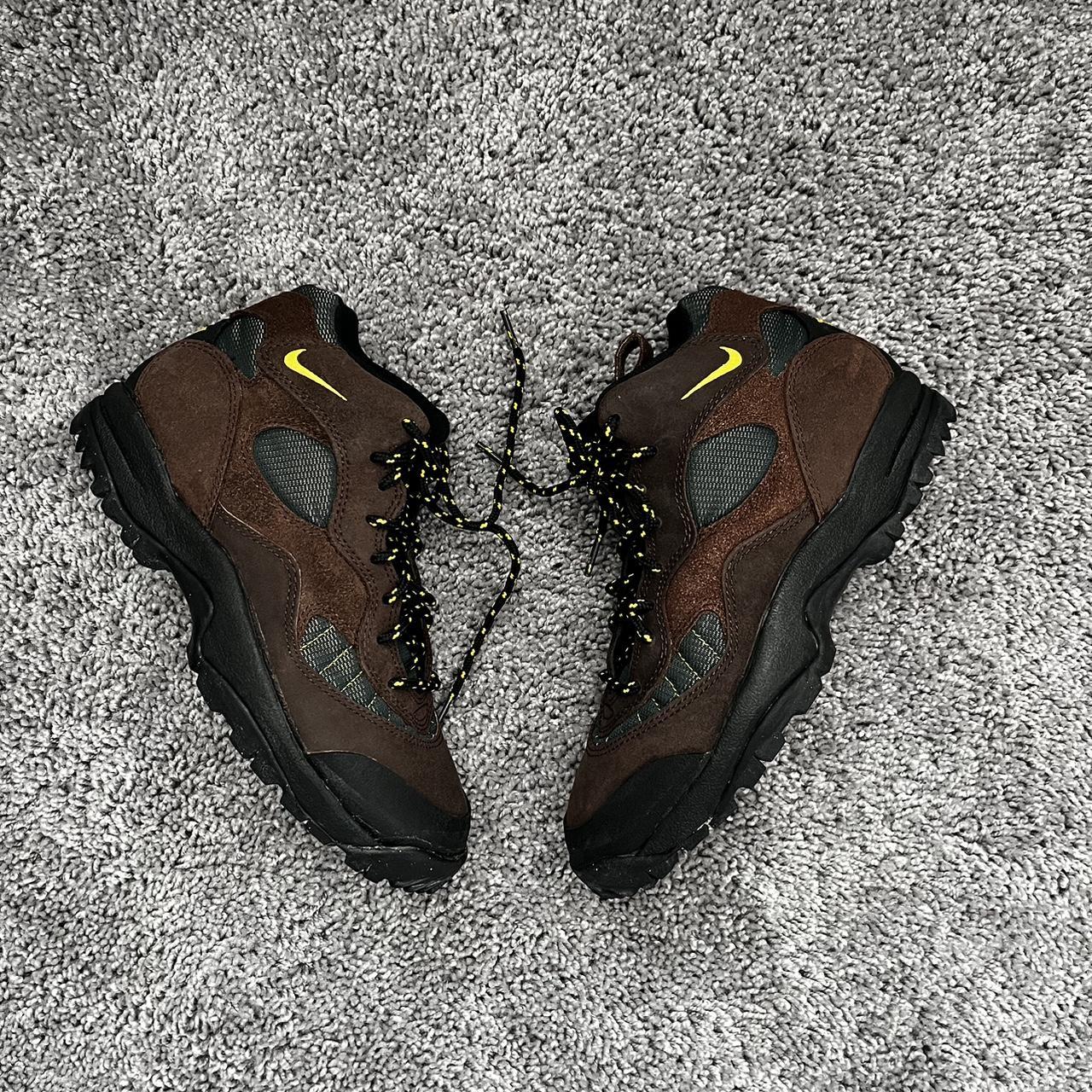 burgundy acg boots