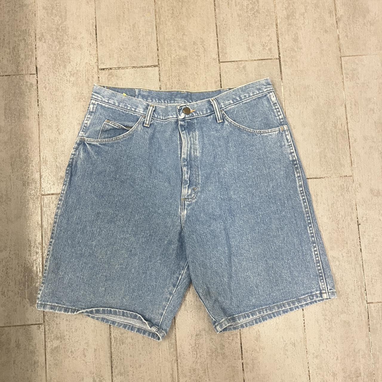 item listed by aaliyahshowell