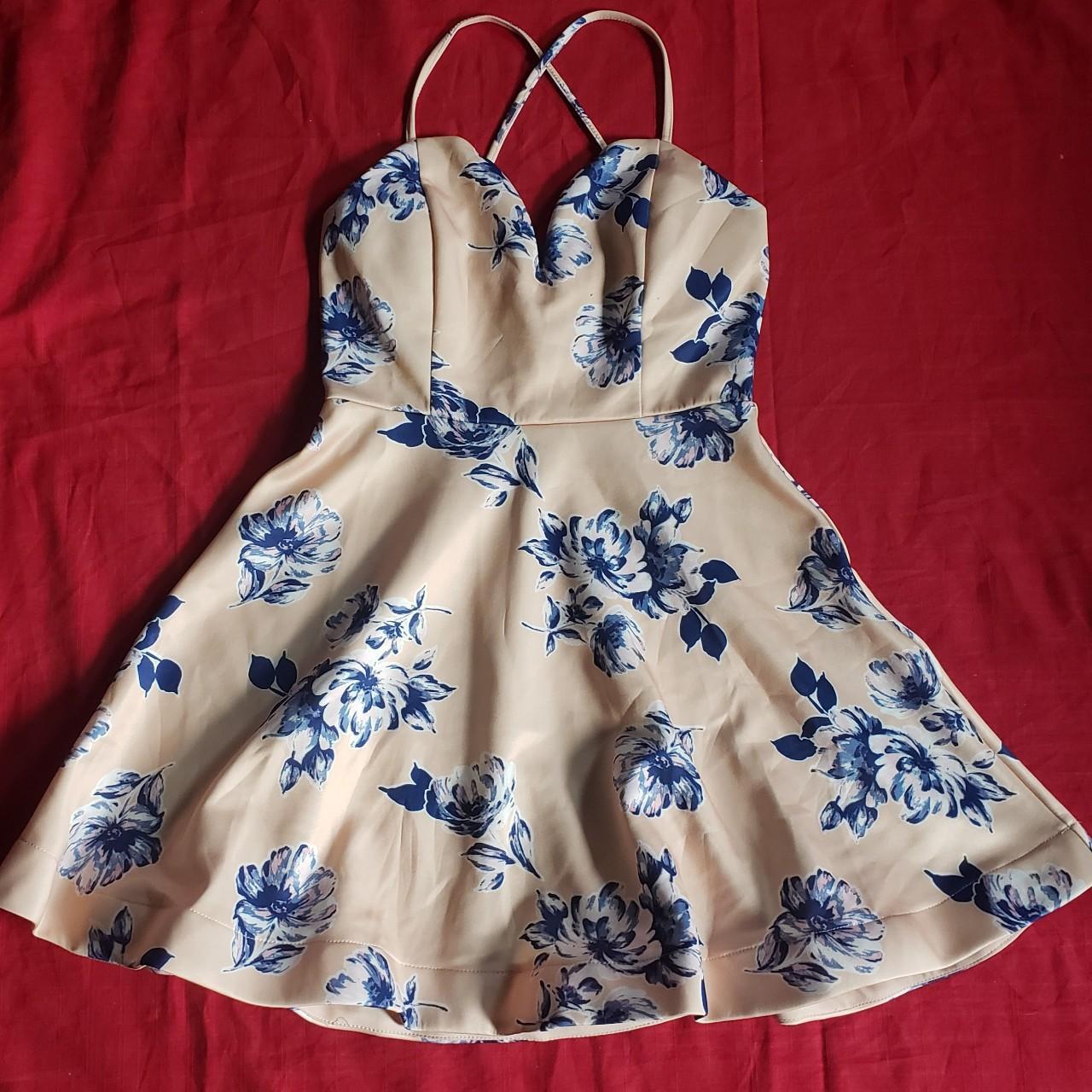 Cute dresses charlotte russe best sale