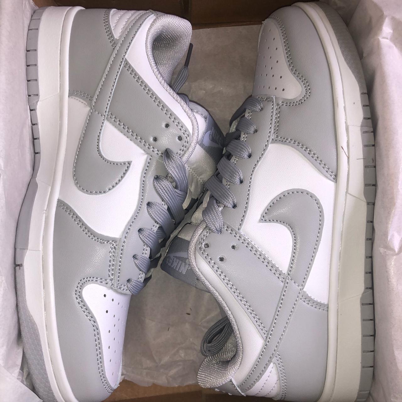 womens grey nike dunks