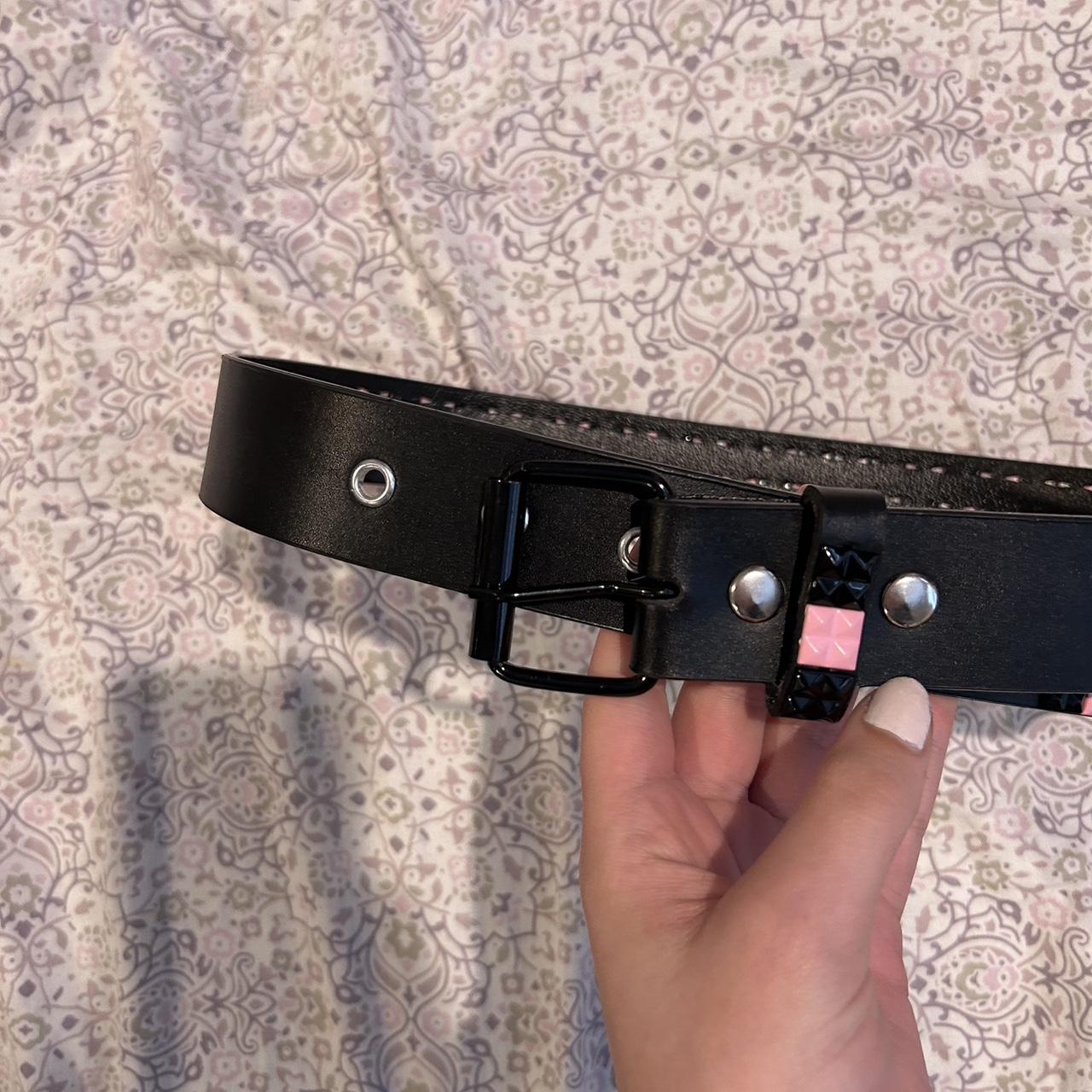 Hot Topic Women's Belt Depop