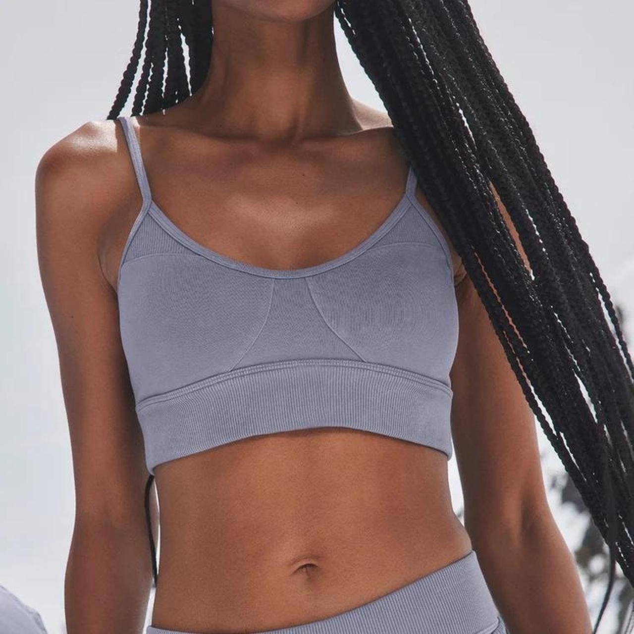 NWT Alo Yoga Alosoft Head Start Bra in Fog | Depop