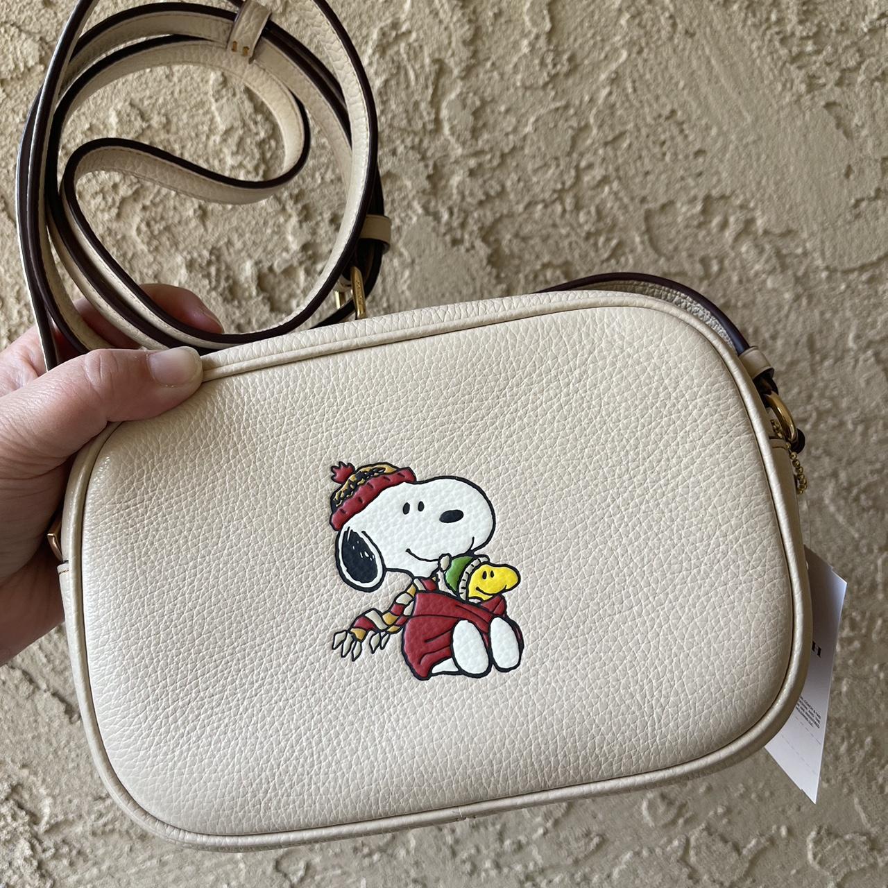 Coach X Peanuts Mini Jamie Camera Bag With Snoopy store Cuddle Motif