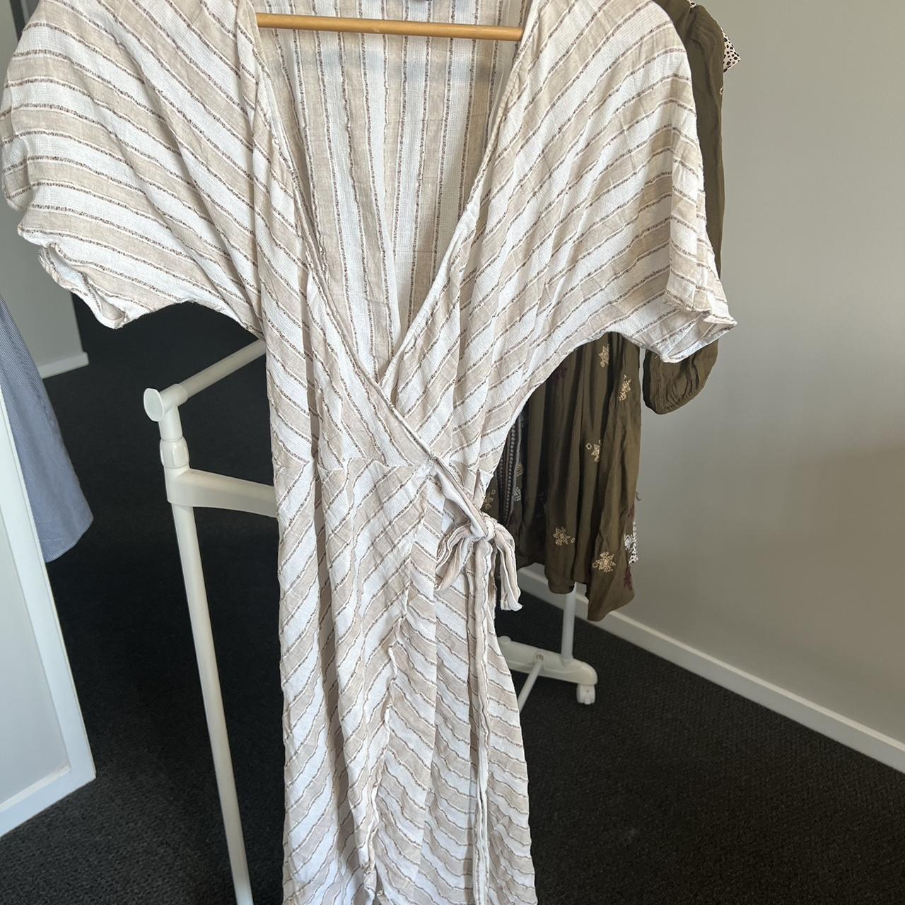 GLASSONS Midi Wrap Dress size 10 Excellent condition Depop