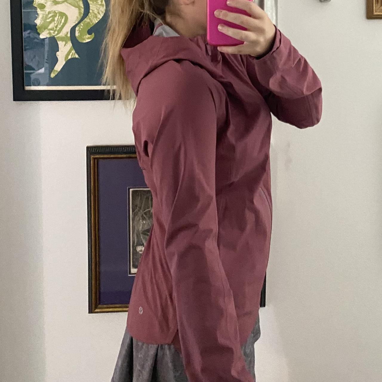 Lululemon define jacket rain coat size only