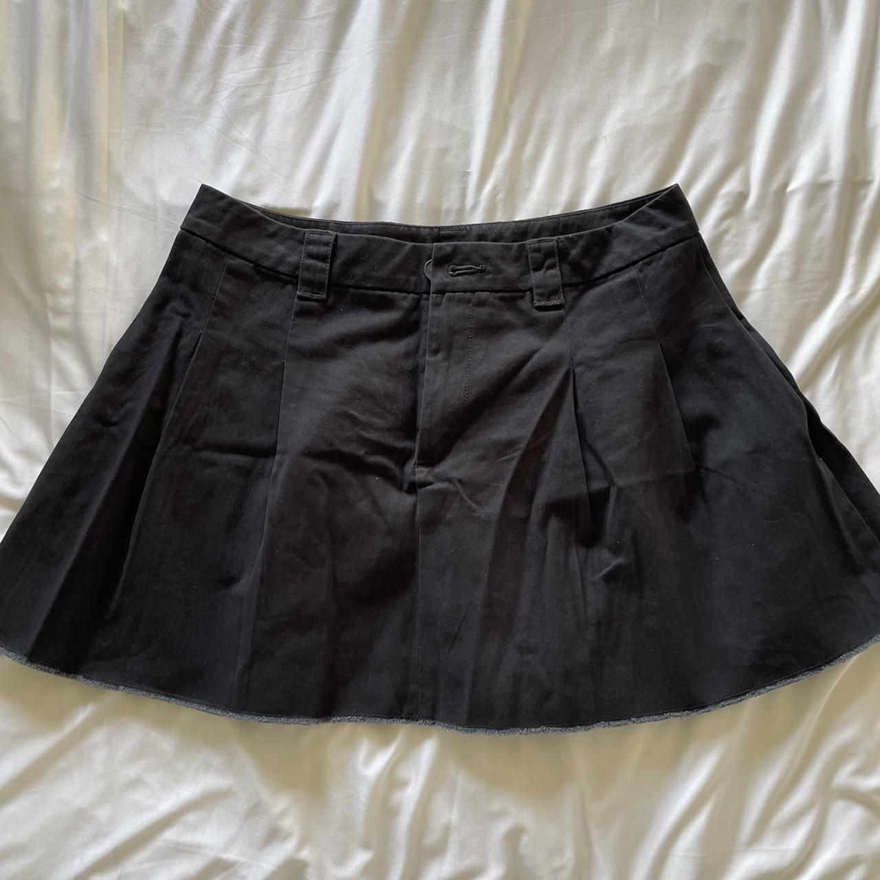 H&M Black Pleated Skirt size Small NWT Tagged a... - Depop