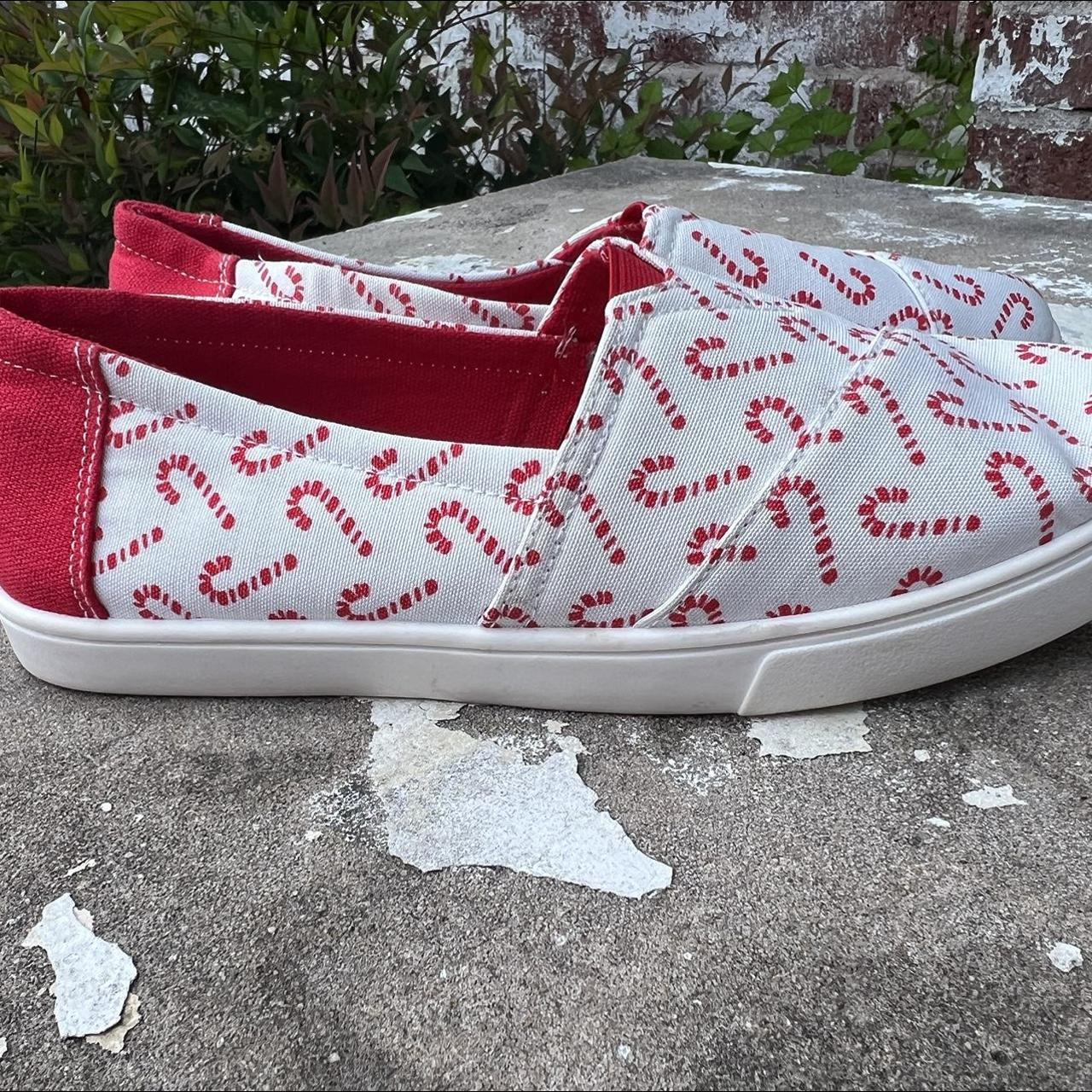 Tommy Bahama Women's White and Red Trainers (5)