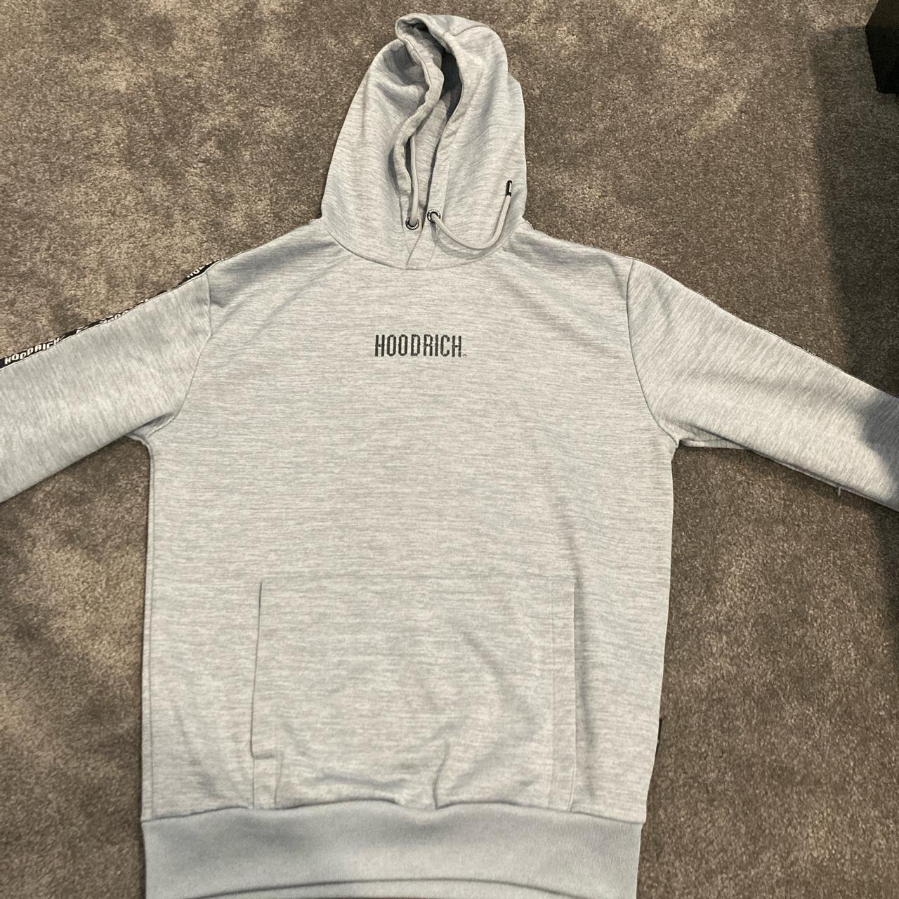 Medium mens grey hoodrich hoodie - Depop