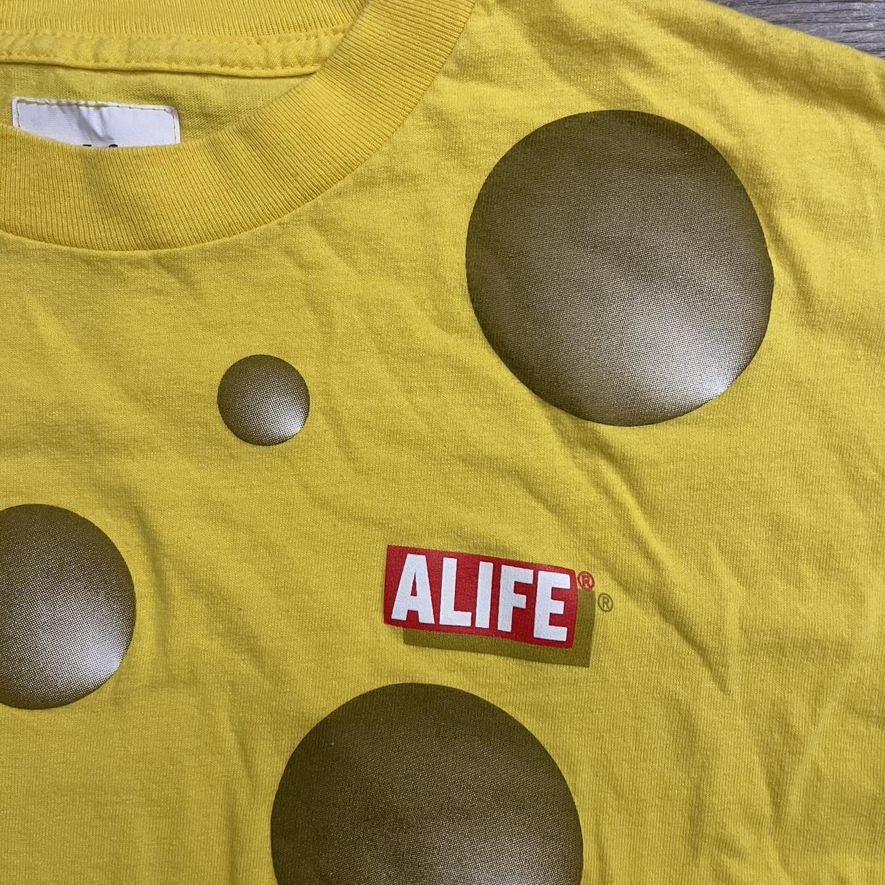 Alife Men's Yellow T-shirt (4)