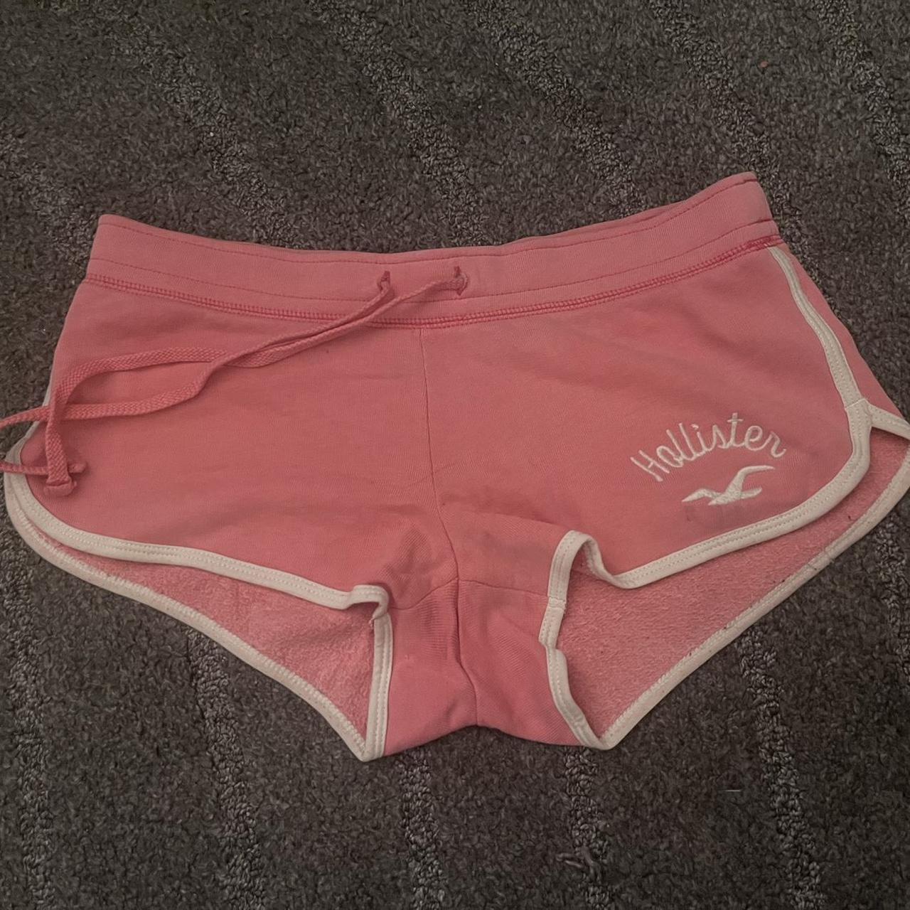 pink hollister low rise mini shorts :) Depop