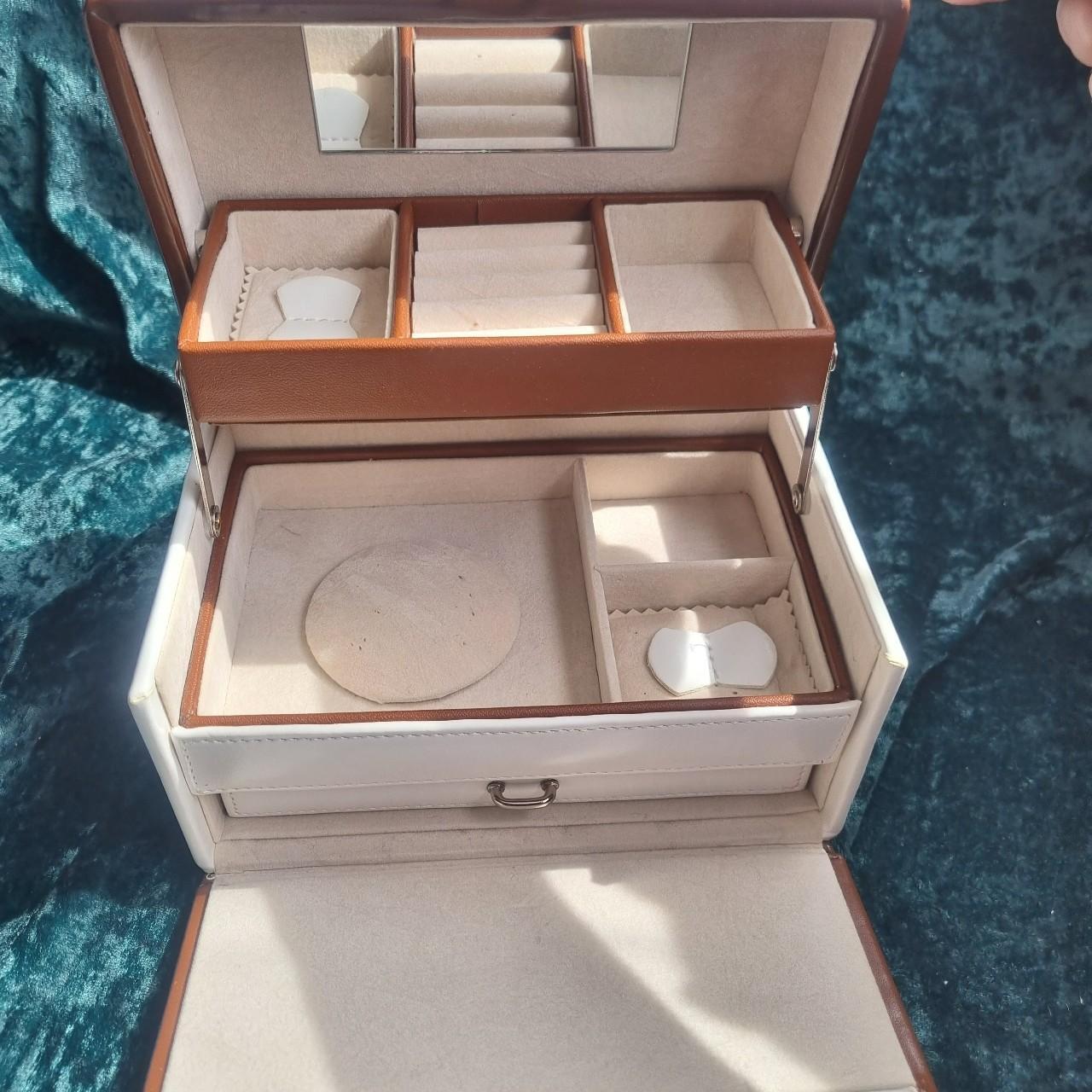 Smaller jewellery box white and brown with a key As... - Depop