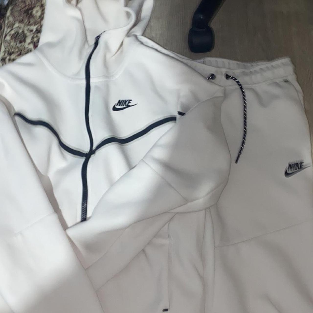 4xl nike tech fleece