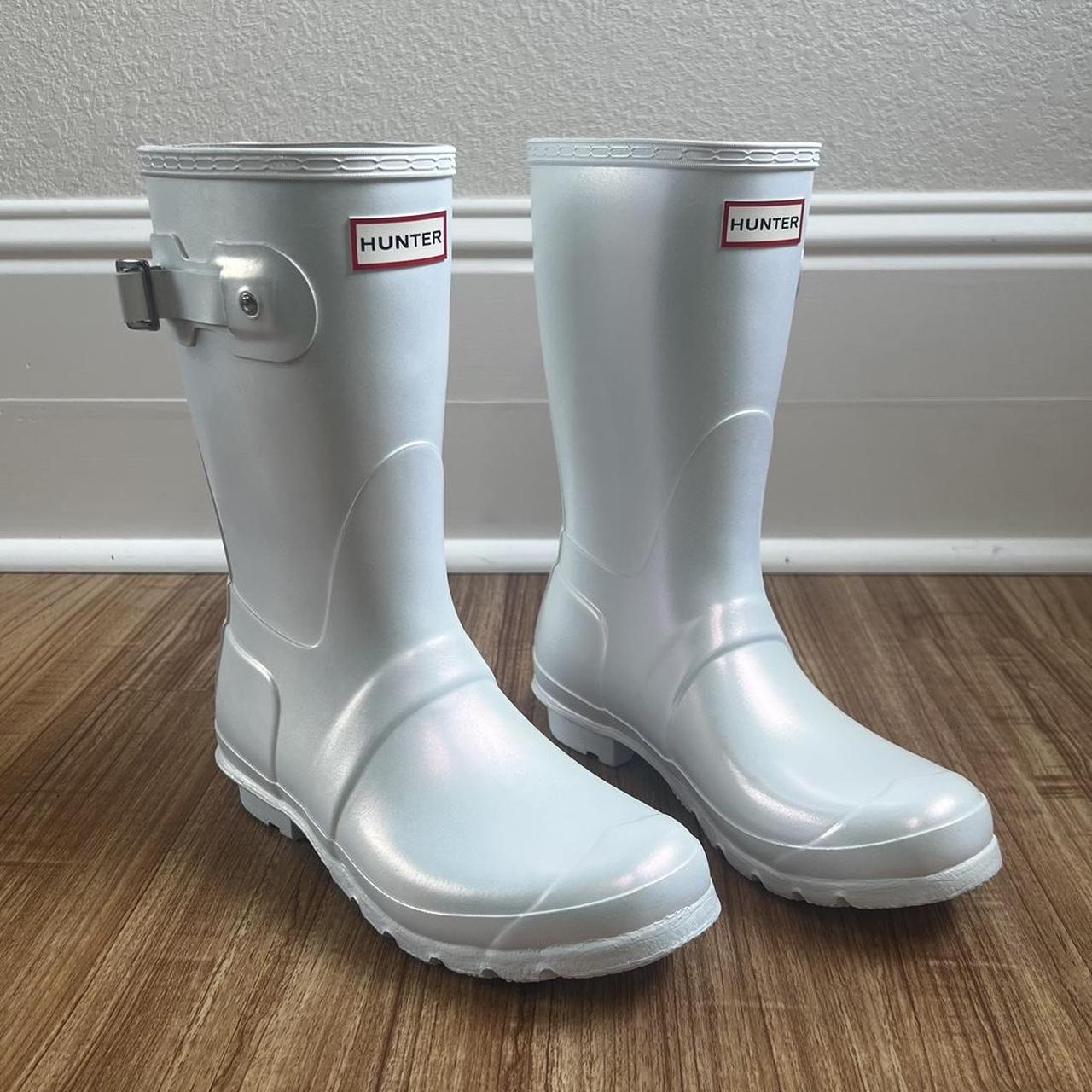 Light grey short hot sale hunter boots