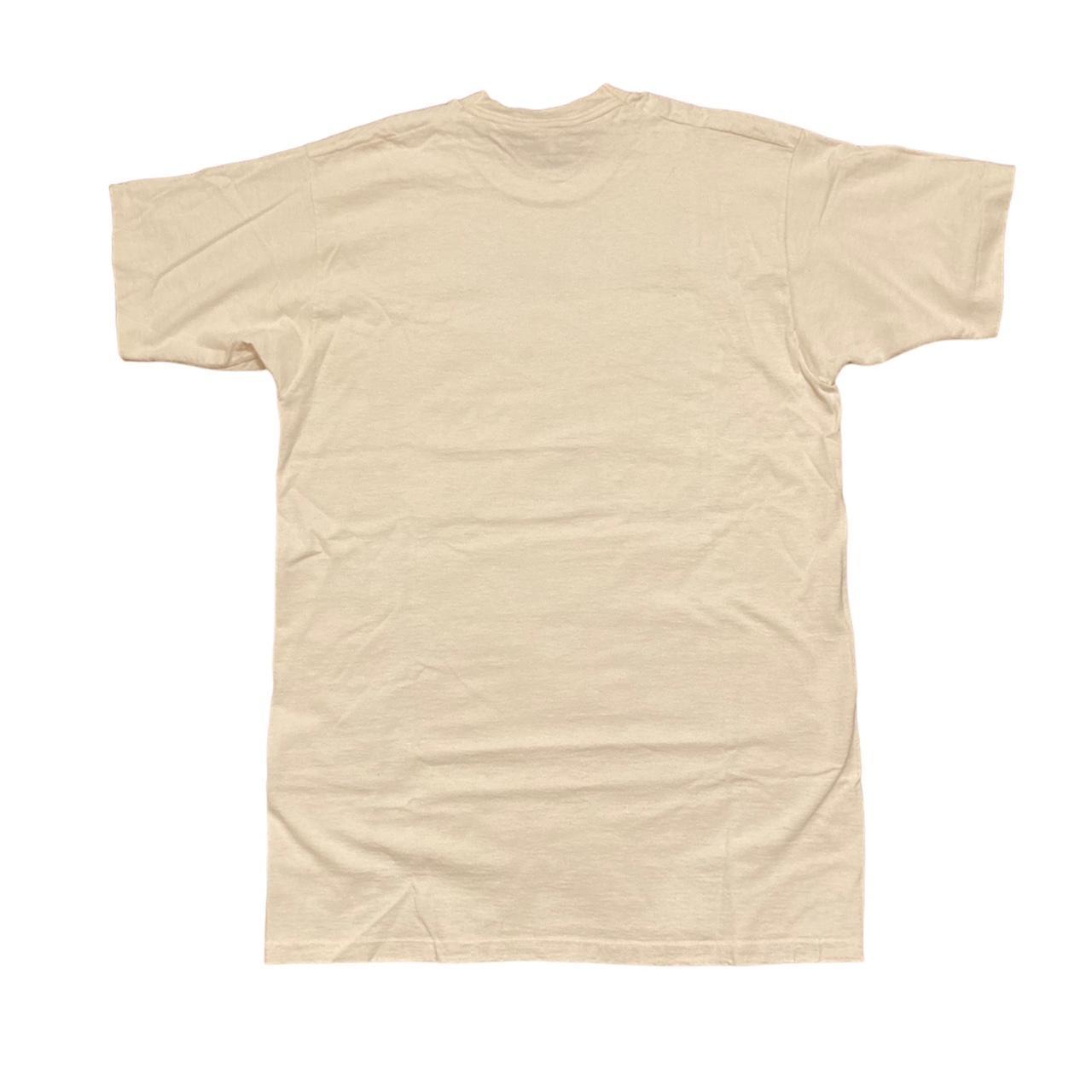 Fruit of the Loom Men's Cream and Purple T-shirt (3)