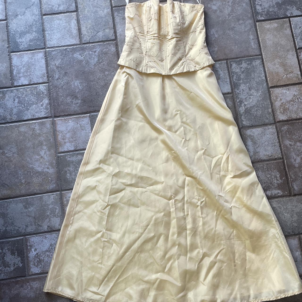 Jessica McClintock Women's Yellow Dress | Depop