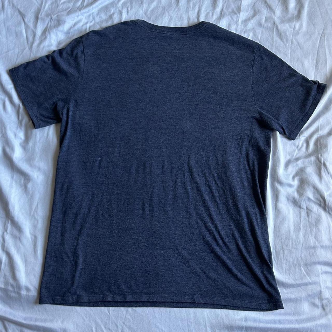 Nike Men's Navy and Blue T-shirt (2)
