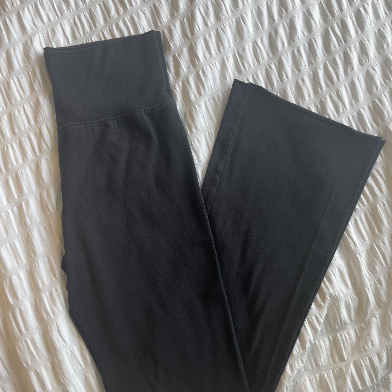 Brandy Melville Women's Black Leggings | Depop