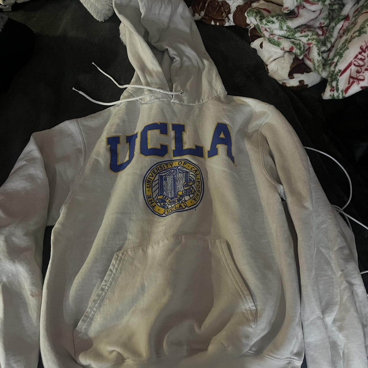 Ucla champion clearance hoodie