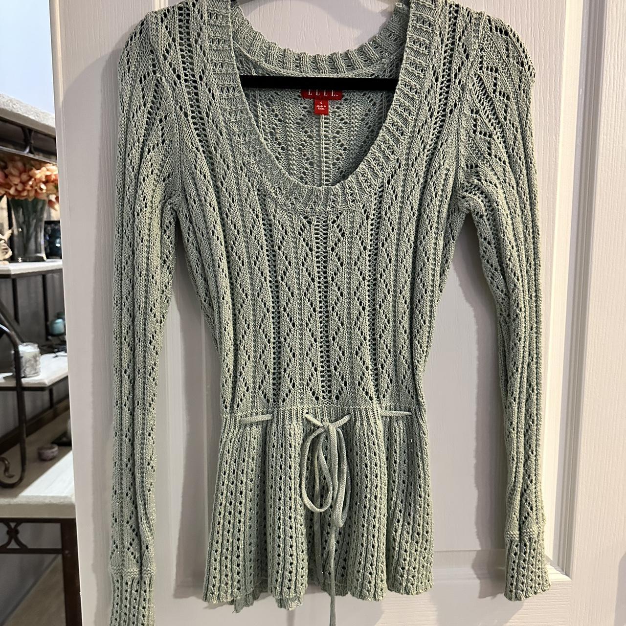 ELLE Women's Jumper | Depop