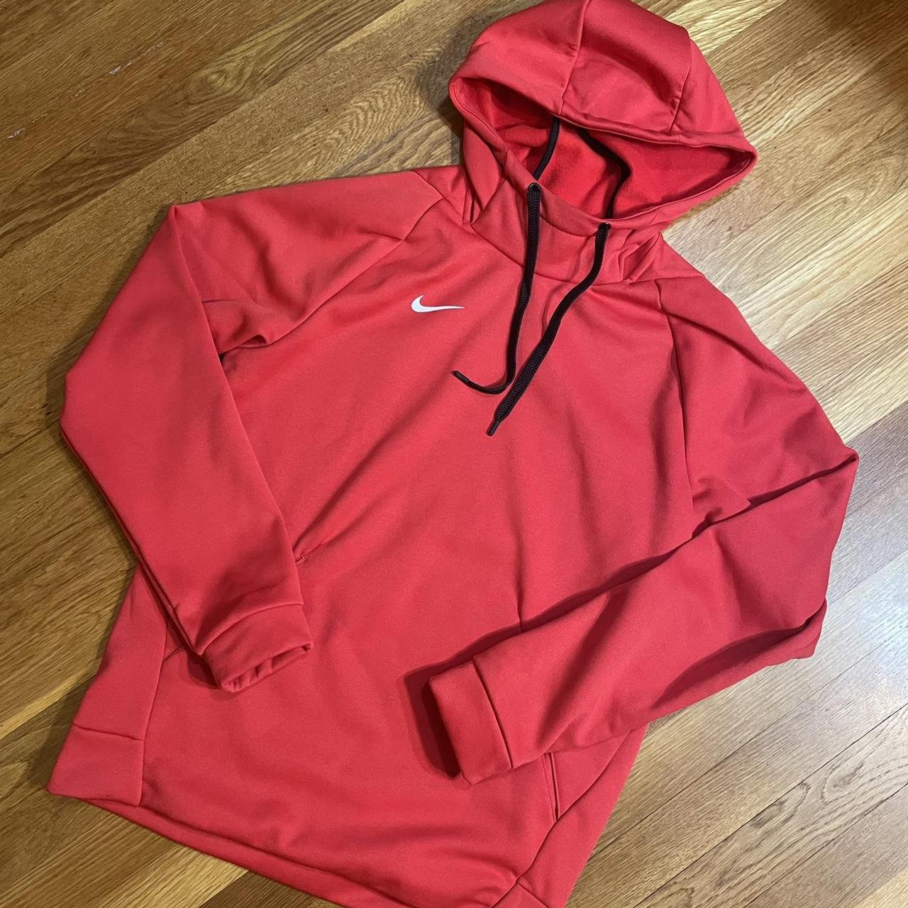 Red nike discount dri fit hoodie