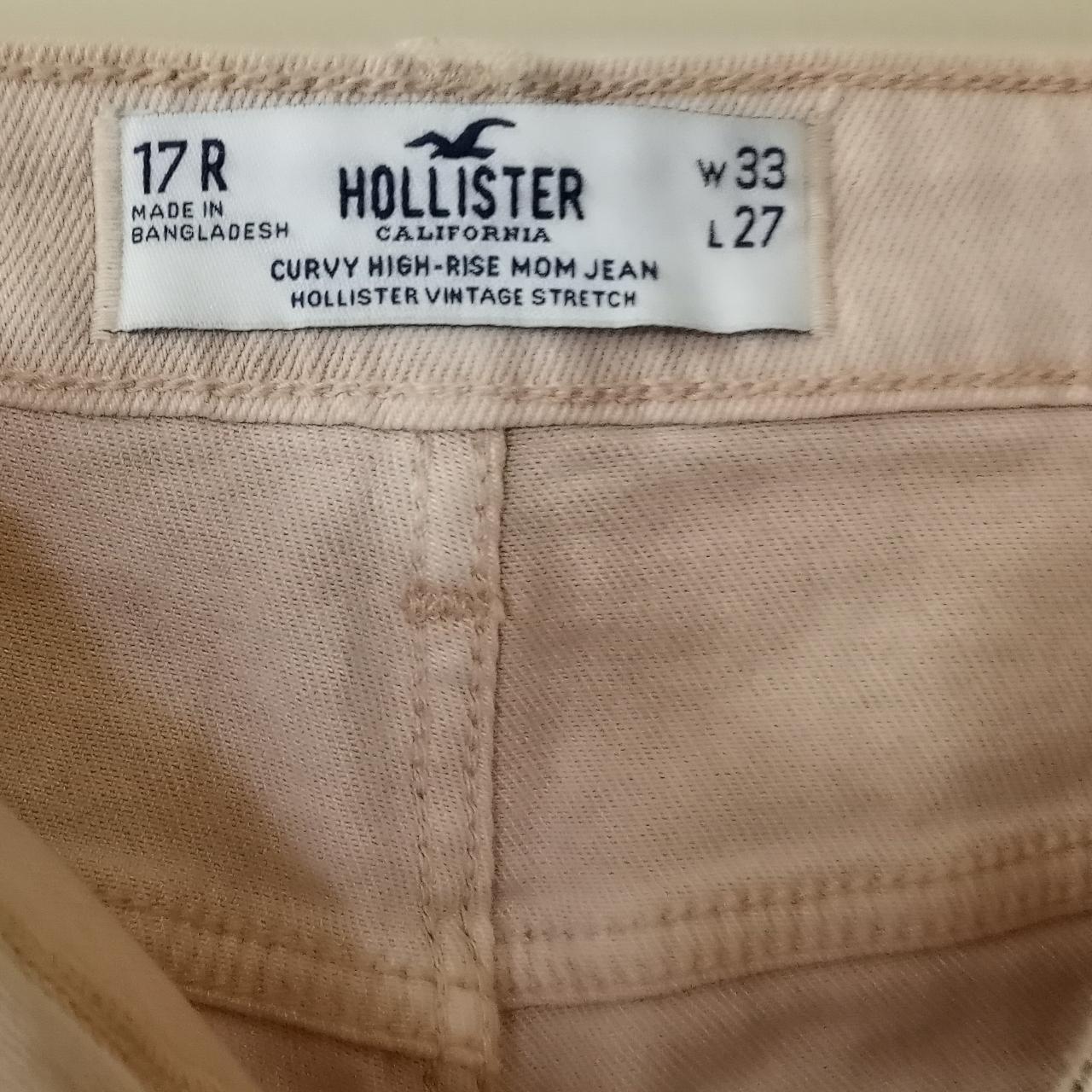 hollister vintage stretch high-rise mom jeans. W28xL27 - Depop