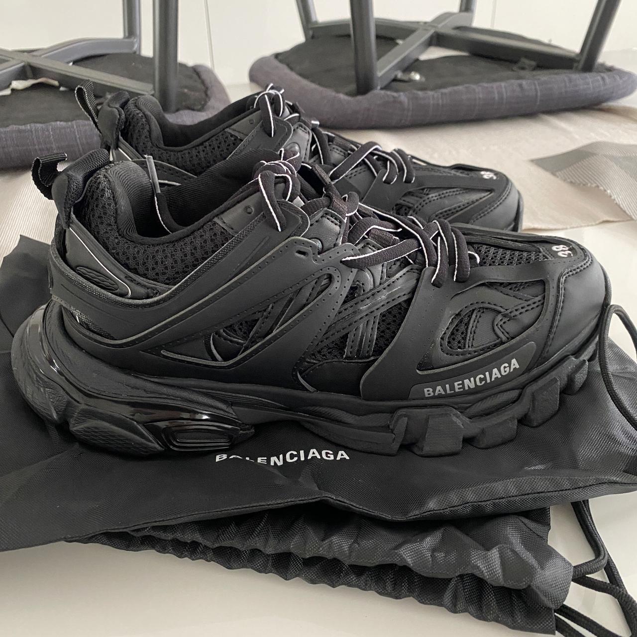 Balenciaga on sale track v1