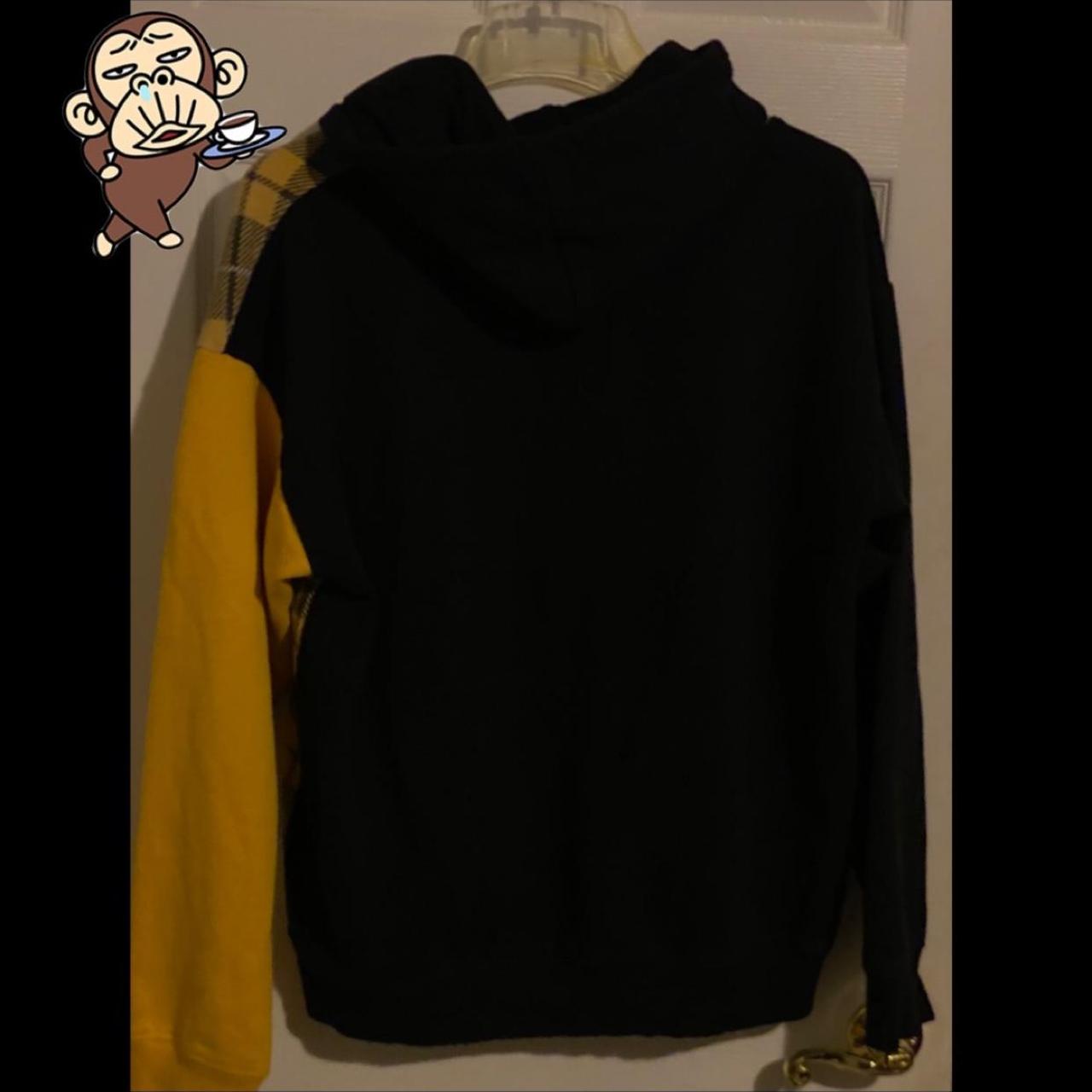 Zumiez Men's Black and Yellow Hoodie Depop