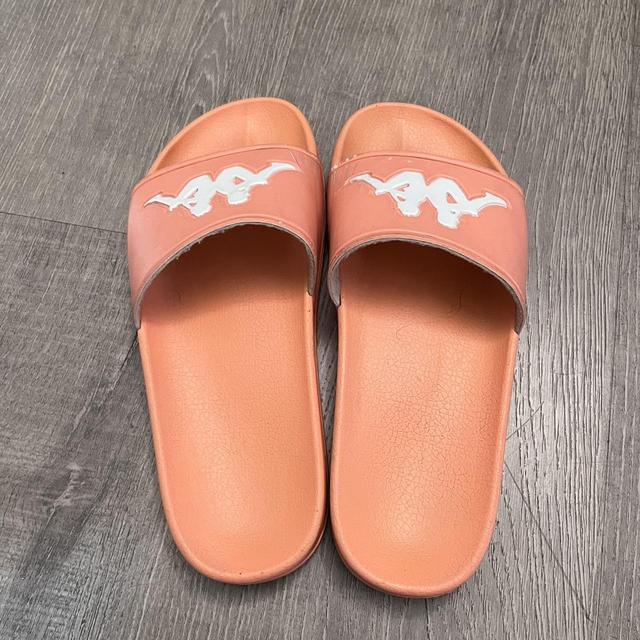 Orange 2025 kappa slides