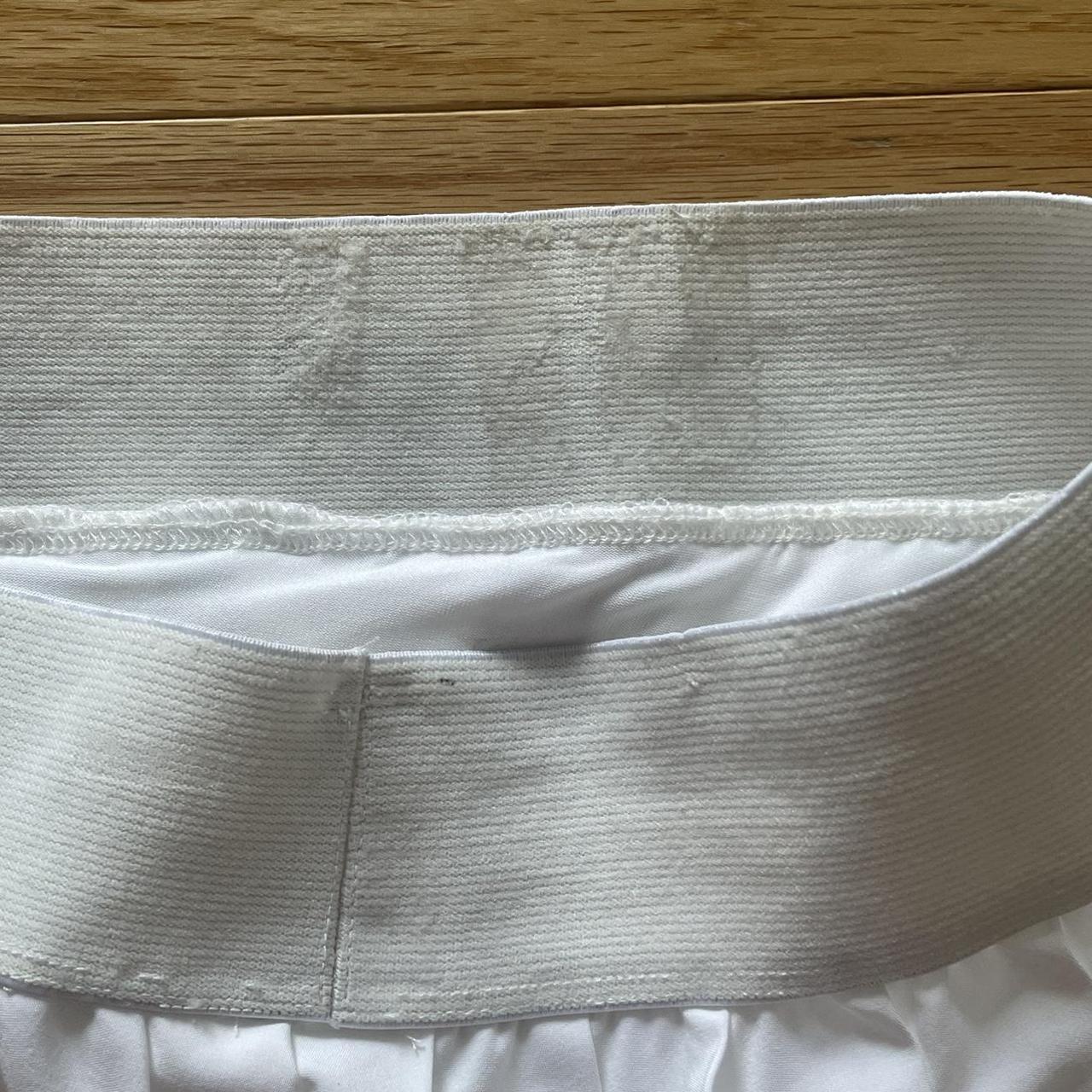 Garage Women's White Skirt Depop