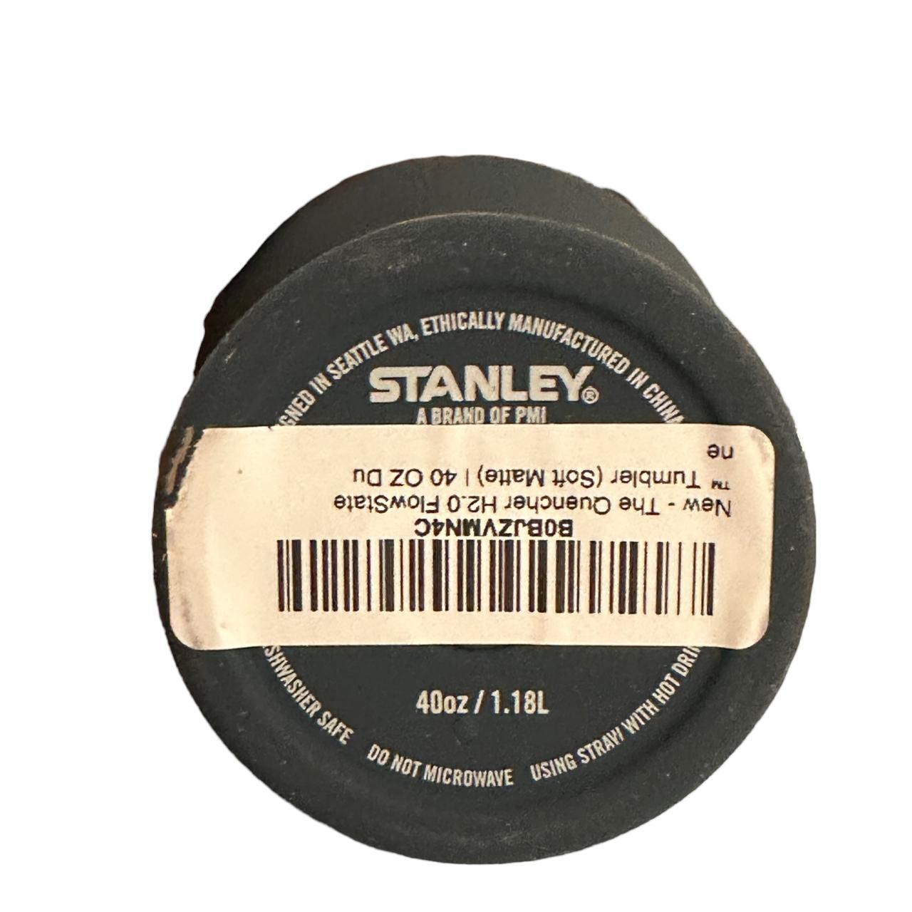 Stanley 40oz stainless steel H2.0 flowstate Quencher - Depop
